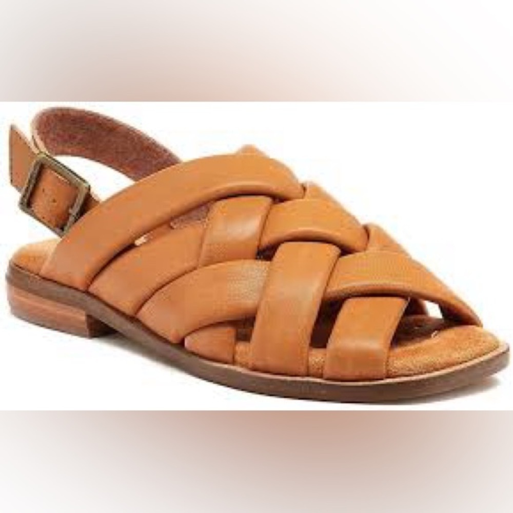 Kelsi‎ Dagger Brooklyn turnstyle woven sling back sandals size 9 trendy casual